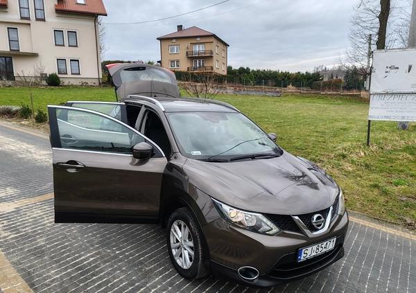 Nissan Qashqai cena 45999 przebieg: 283187, rok produkcji 2016 z Wolbrom małe 781